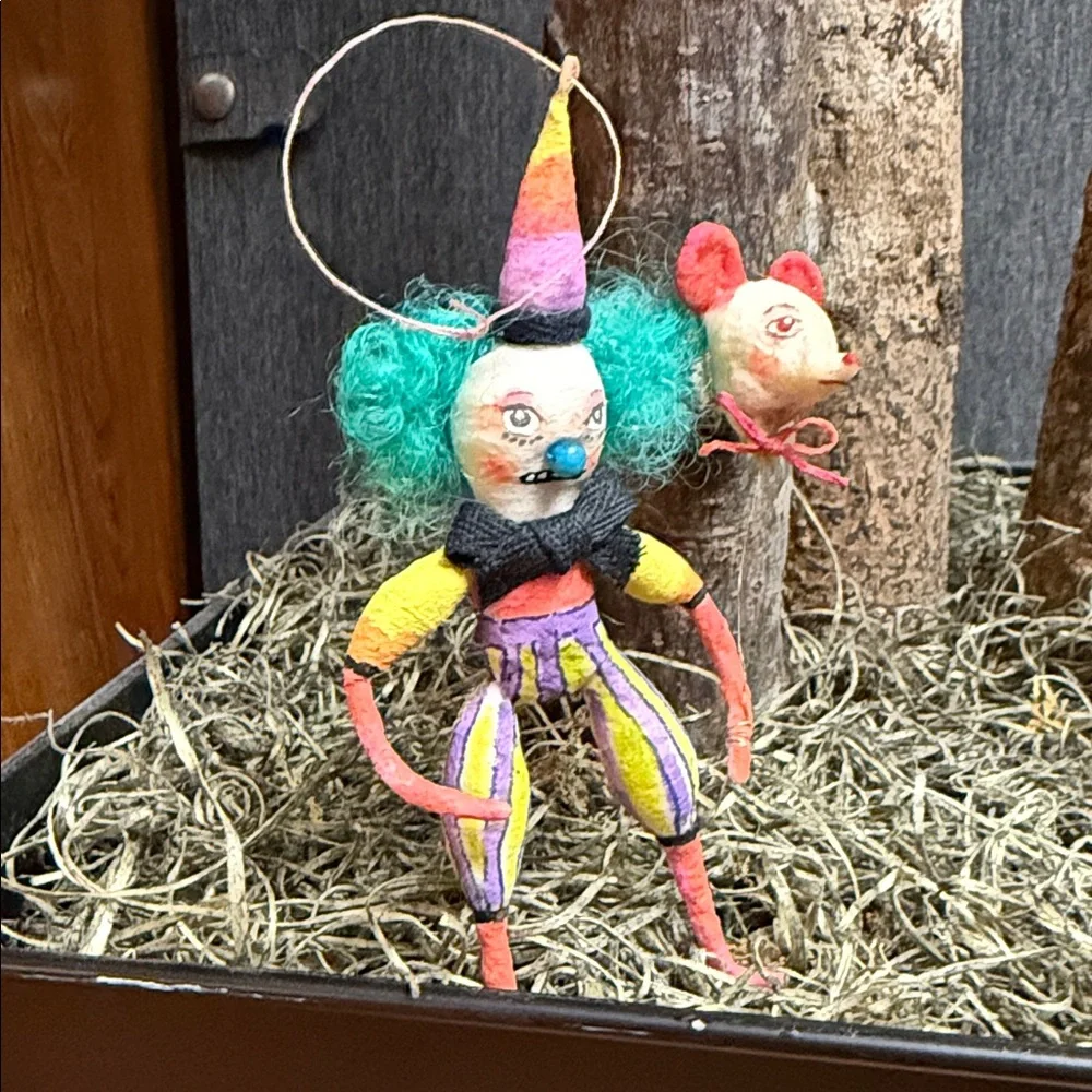 New Handmade HandPainted Clown wt balloon Spun Cotton Doll by Artist Maria Paula - Picture 3 of 13